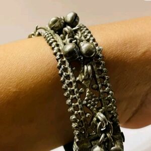 Vintage Wide Hinged Pin Clasp Bell Round Bangle Bracelet